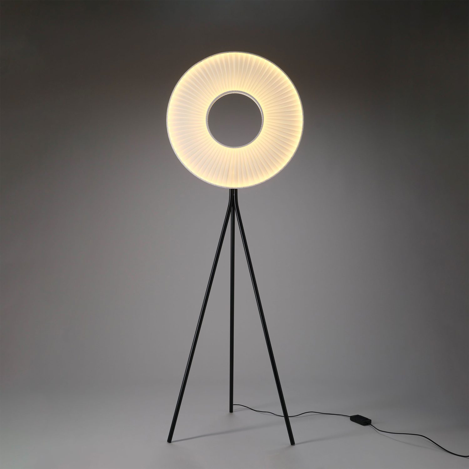 Dix Heures Dix &#8211; Lampadaire Iris Tripod 60 cm